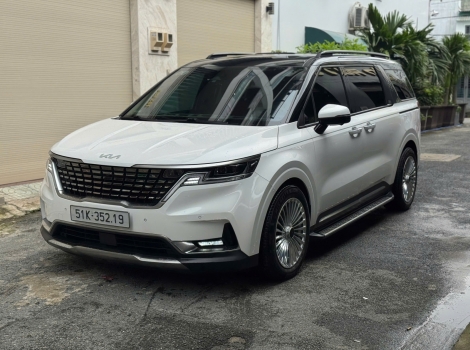 Kia Carnival Signature 2022