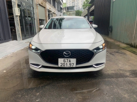 Mazda 3 2022 Luxury