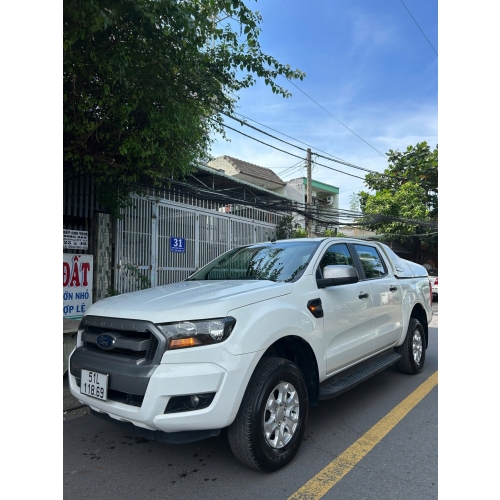 Ford Ranger XLS nhập thái 2016