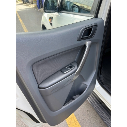 Ford Ranger XLS nhập thái 2016