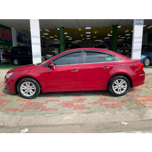 ( Đã bán) Chevrolet Cruze 1.6 MT 2018