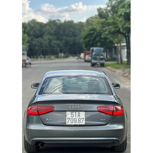 Xe Audi A4 1.8 2013