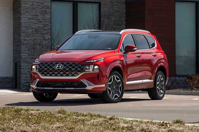 Giá xe Hyundai Santa Fe niêm yết và lăn bánh tháng 6/2023